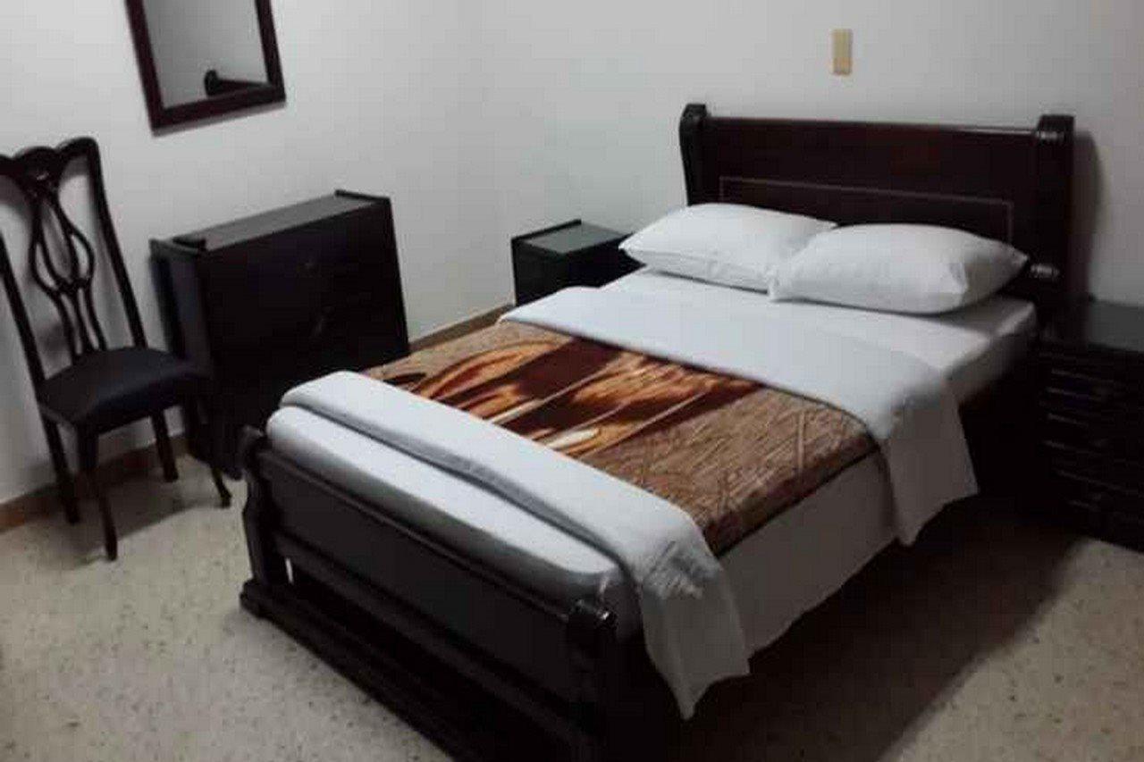 Hotel Ejecutivo 佩雷拉 外观 照片