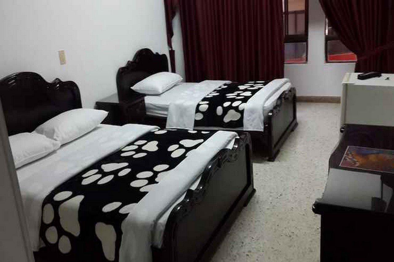 Hotel Ejecutivo 佩雷拉 外观 照片