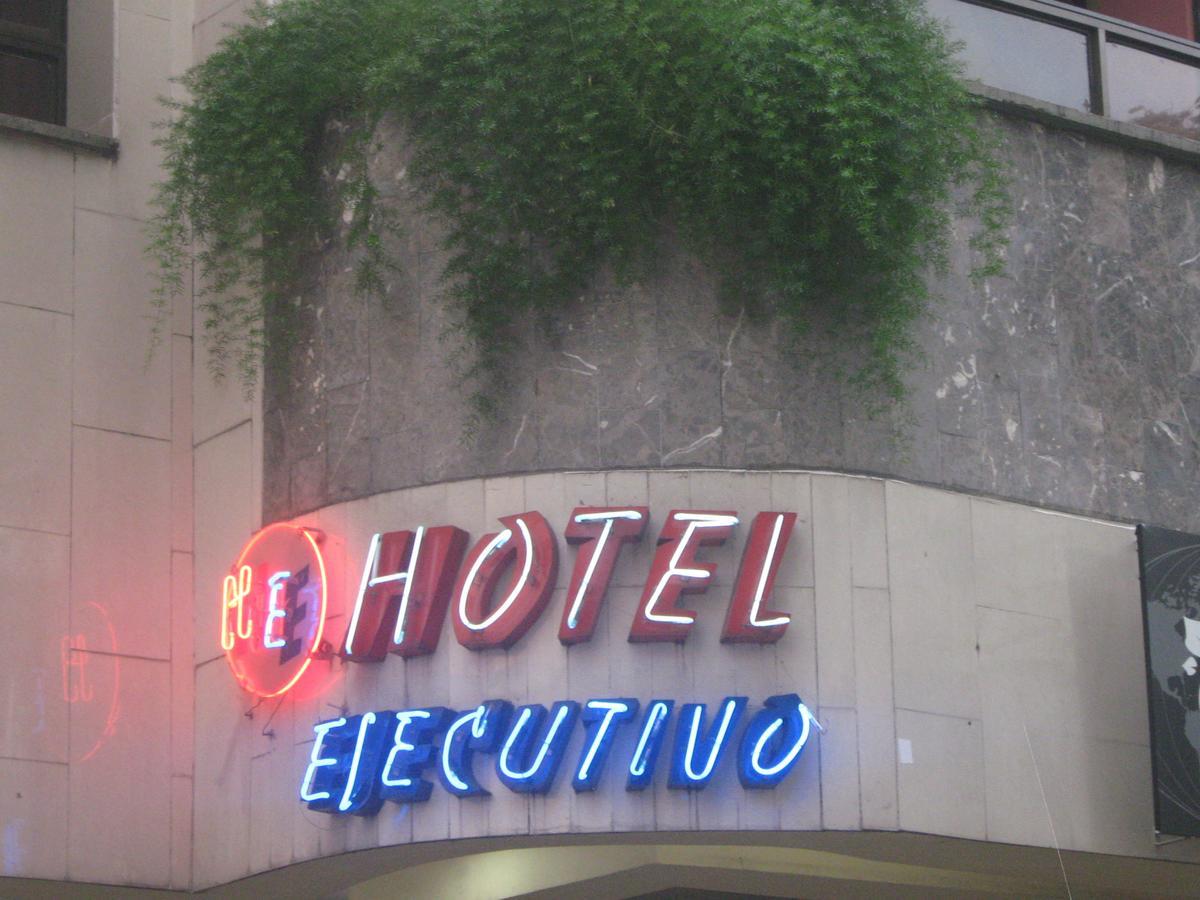 Hotel Ejecutivo 佩雷拉 外观 照片