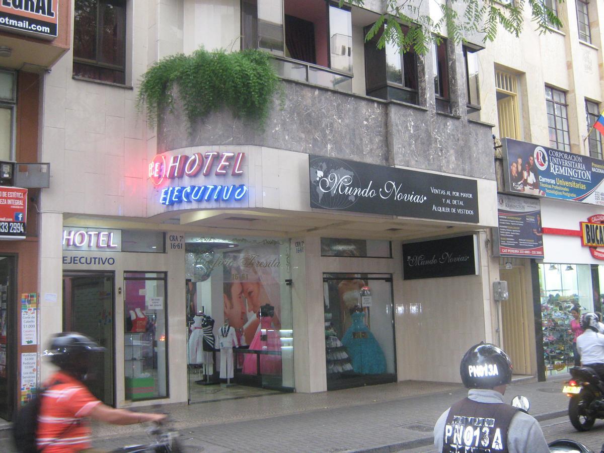 Hotel Ejecutivo 佩雷拉 外观 照片