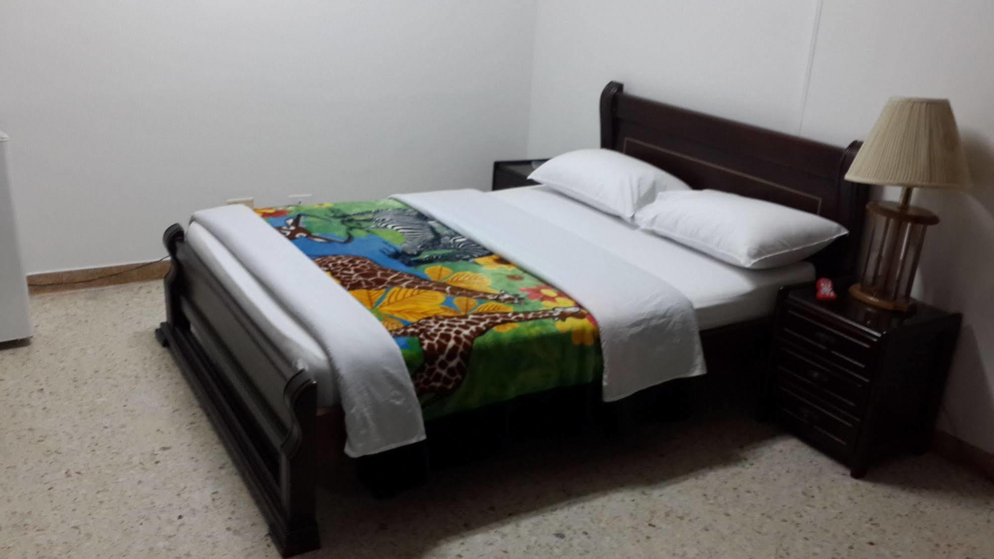 Hotel Ejecutivo 佩雷拉 外观 照片