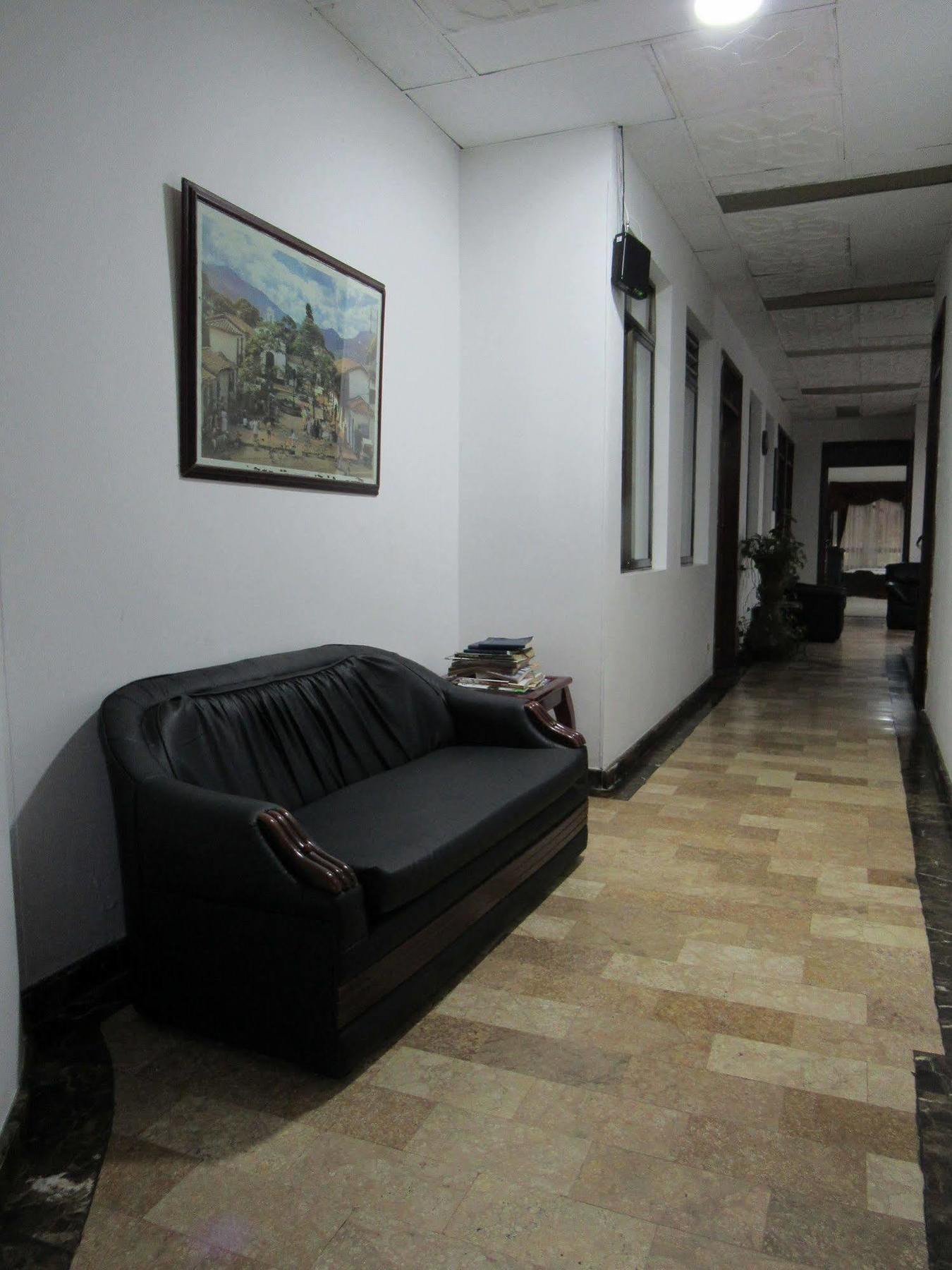 Hotel Ejecutivo 佩雷拉 外观 照片